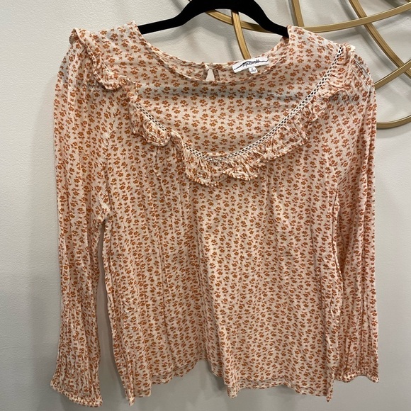 Madewell Tops ruffle Blouse size Medium - Picture 1 of 7